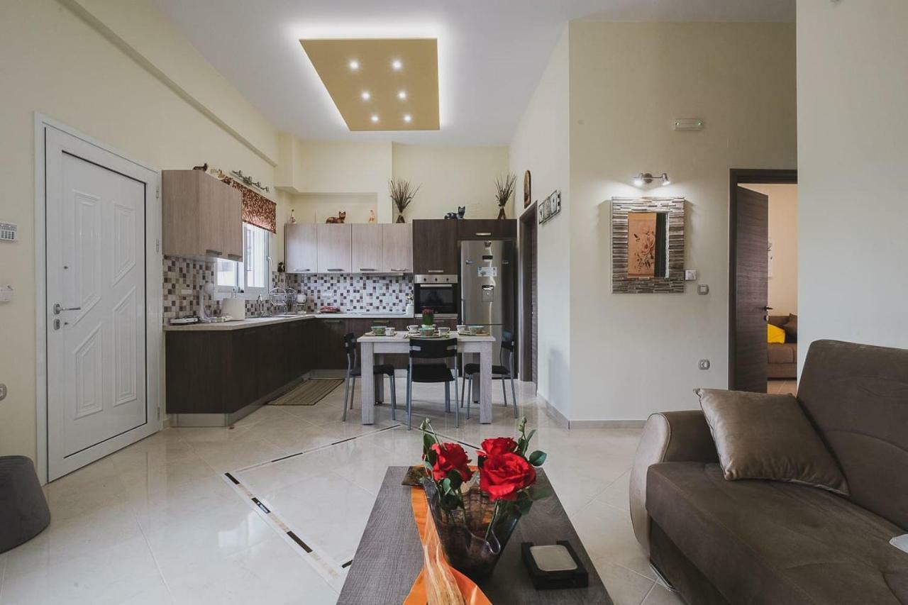 Spacious Home With Parking Ханя Екстериор снимка